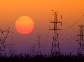India Lets Delayed Renewable Projects Pay to Keep Grid Access