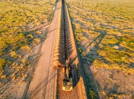 Iraq-Syria Oil Pipeline to Bypass Hormuz Is 4 Years and $15 Billion Away