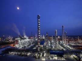 China’s Top Refiner Seeks Transformation amid Falling Fuel Sales