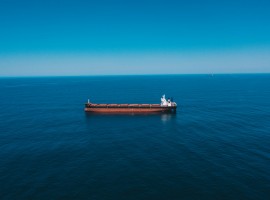 Weak Asian Oil Imports Challenge Claims of Surge in Hormuz Transits