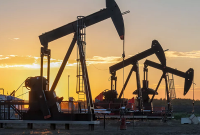 Oil Prices Settle More Than 1% Higher, Log Strongest Month Since March