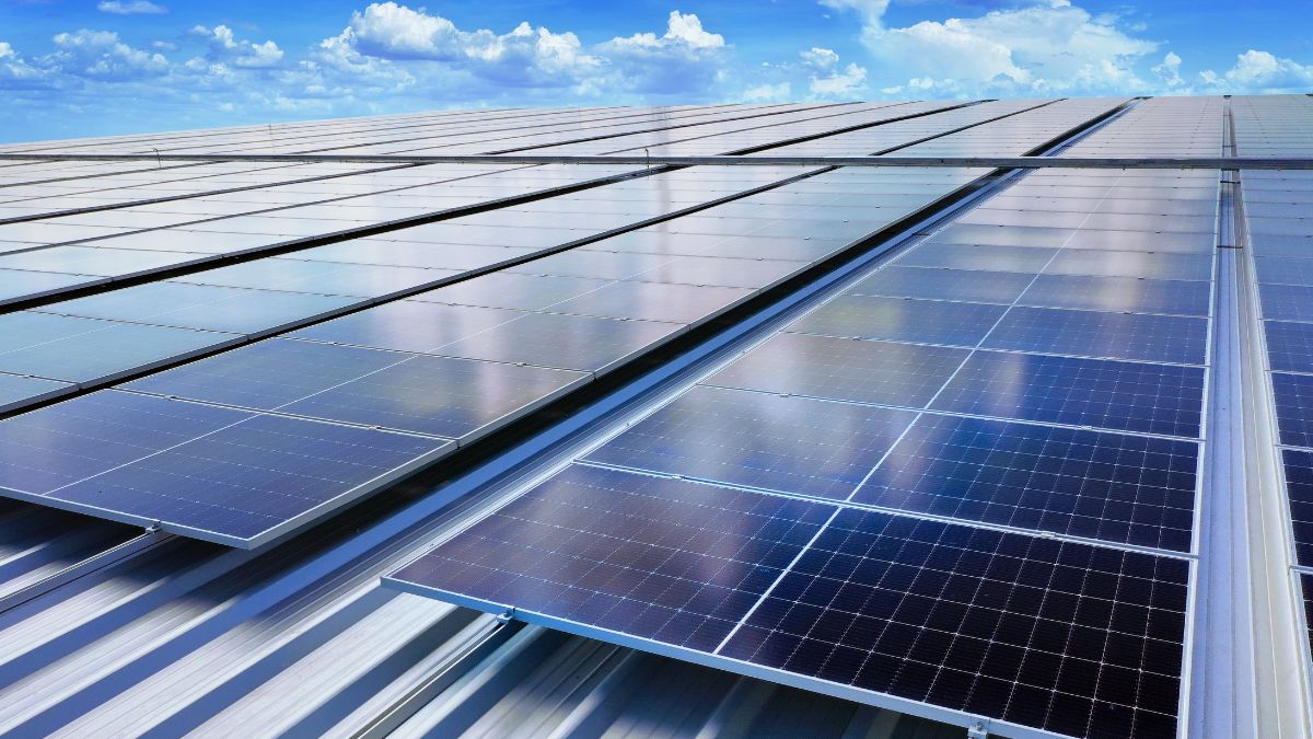 NuEnergy Holdings Bhd Invests RM48.8 Million In 21 MWp Solar Portfolio Across 49 Government Rooftops In Malaysia