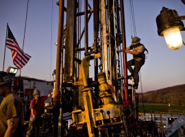 U.S. Shale Producers Lose Bid to Kill Oil Price-Fixing Case