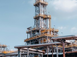 Saudi Aramco’s Jizan Refinery Hit Again as Houthi Attacks Escalate