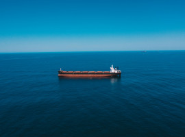 India Unlikely to Ditch Russian Oil Despite Trump’s 100% Tariff Threat