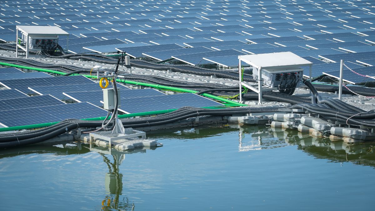 Malaysia’s 200 MW Chereh Floating Solar Project Advances with Construction Launch and MYR 580 Million Funding