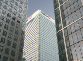 HSBC Sees Hormuz Becoming Redundant in Five Years